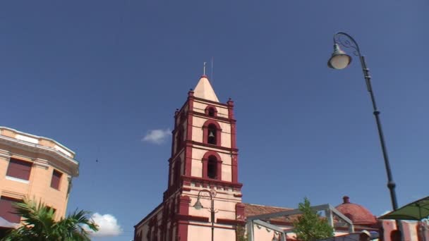 Vista a la iglesia La Soledad — Vídeos de Stock