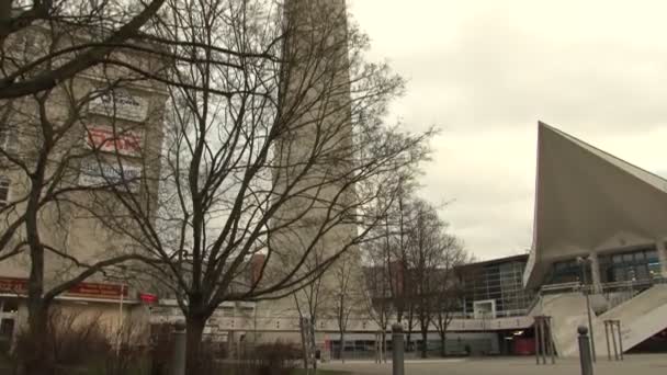 Torre de televisión de Berlín — Vídeo de stock