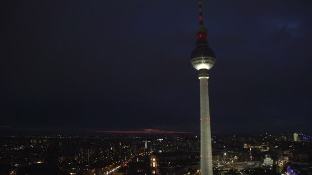 Torre de TV de Berlim à noite — Vídeo de Stock