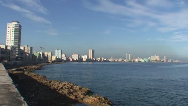 Malecon boulevard zeezicht — Stockvideo