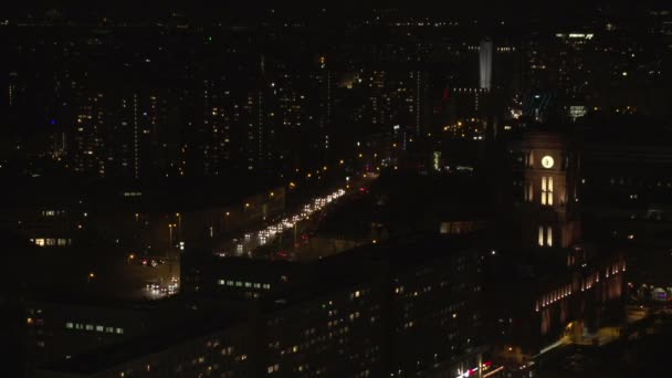 Berlin siluetinin gece — Stok video