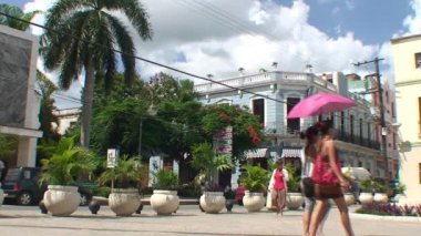 Camagüey şehrin cadde görünümü