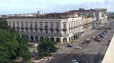 Havana'nın sokaklarında trafik