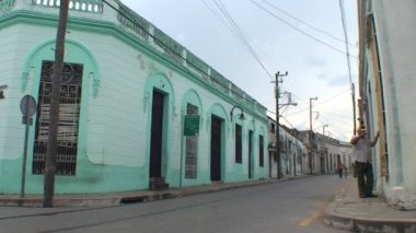Camagüey şehrin cadde görünümü