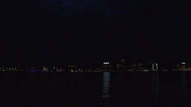 İsveç bağlantı noktası gece manzarası