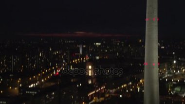 Gece Berlin TV kulesi 