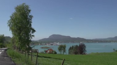 Norveç fjordslake görünümü