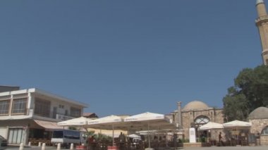 Lala Mustafa Camii göster