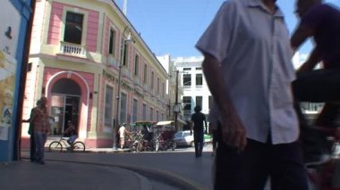 La Merced kilise ile sokak görünümü