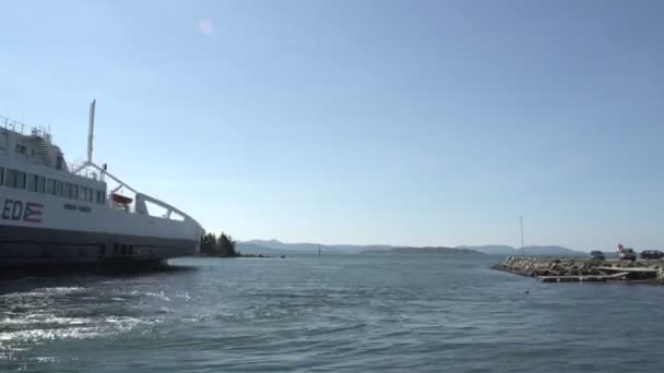 Beelden Van Noorwegen Ferry Lakeview Vertrek Timelapse — Stockvideo