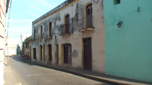 Camaguey 시의 거리 보기 — 비디오