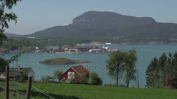 Noruega lago fiordos paisaje — Vídeo de stock