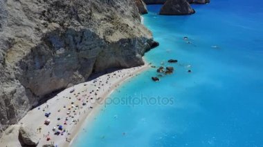 İnsanlar plaj Porto Katsiki Lefkada, Yunanistan 