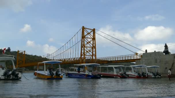 Mar praia panorama com barcos — Vídeo de Stock