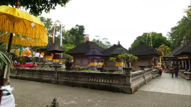 Zeitraffer Menschen Posieren Tempel Tirta Empul Bali — Stockvideo