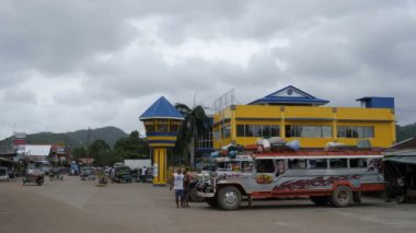 Taytay, Philipinnes caddede trafik