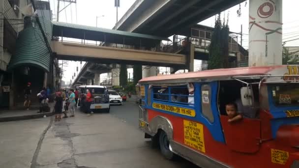 Движение Улицах Манилы Филиппиннеса — стоковое видео
