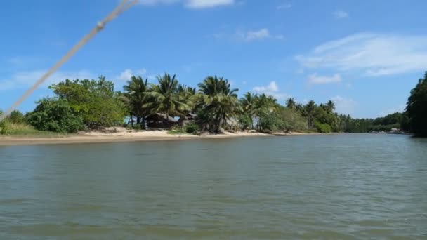 Paseos Bote Por Pequeño Río San Vicente Con Banga Boat — Vídeos de Stock