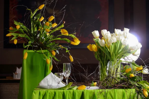 Décoration Tulipes Jaunes Pour Des Vacances — Photo