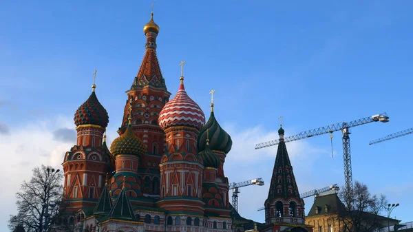 Domes Van Basilius Kathedraal Tegen Lucht Architectuur Van Moskou — Stockfoto