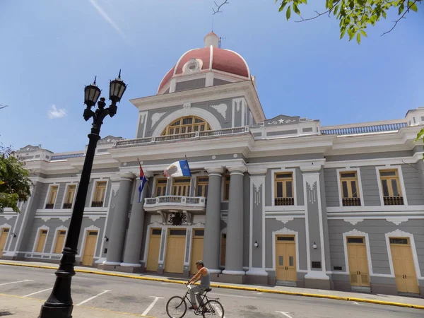 Fachada Cienfuegos Cuba