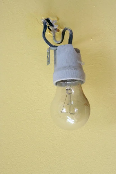 Old Light Bulb Old Wired Light Bulb — Stock Photo, Image