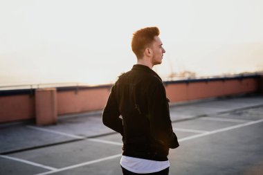 Şehir genci yürüyor