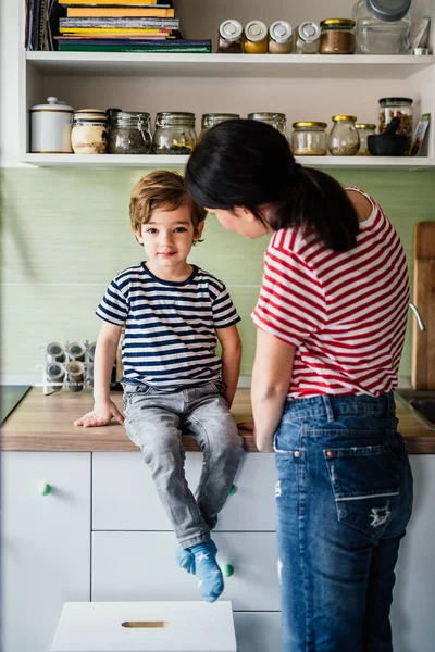 Little Boy His Mother Kitchen Stok Foto