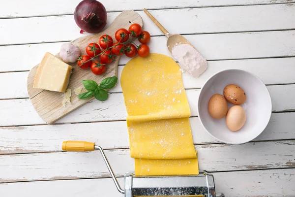 Making homemade pasta — Stock Photo, Image