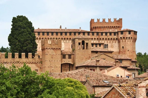 Castillo de Gradara, centro de Italia — Foto de Stock