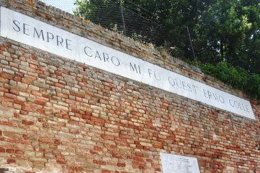 Giacomo Leopardi, Recanati, Marche, Orta Italya'nin ayet