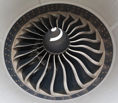 uçak jet motoru detay