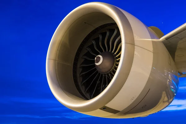 alacakaranlık gökyüzü Jet motoru