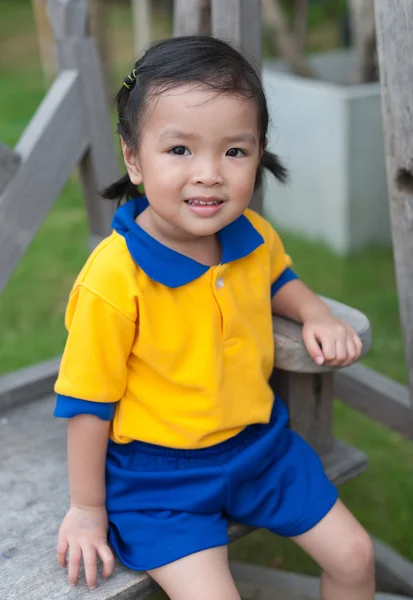 Portret van gesneden meisje — Stockfoto