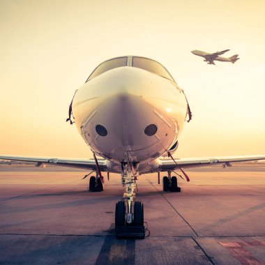 Jet uçağı - retro vintage filtre efekti