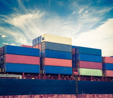 Kargo gemisi - retro vintage filtre efekti