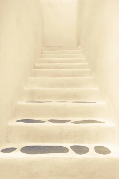 Bílé schody - efekt retro vintage filtru Stock Snímky