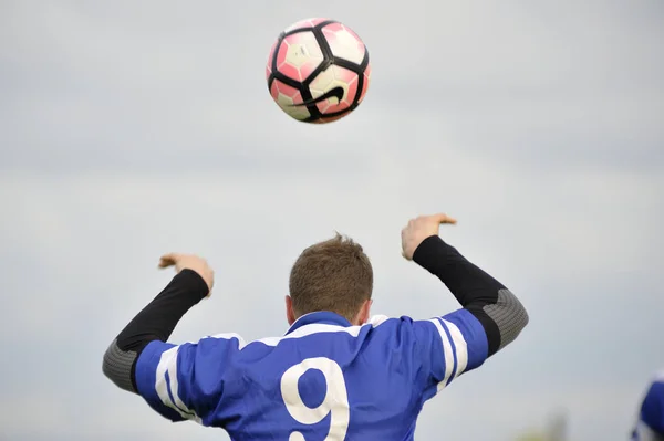 Claddagh, Galway, İrlanda Haziran 2017, bir tarafı şeyleri yaparak hizmet 