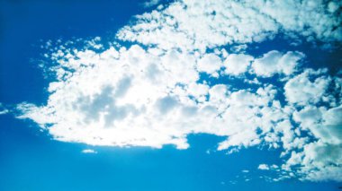 Bulut arka plan birimi