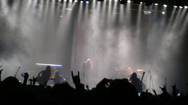 konser arka plan izole