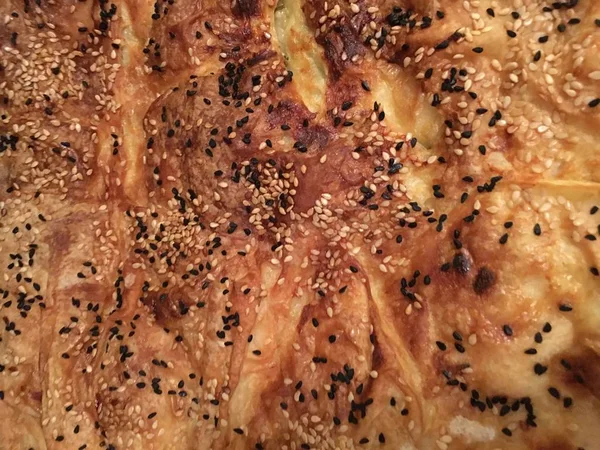 Peynirli pasta Türk