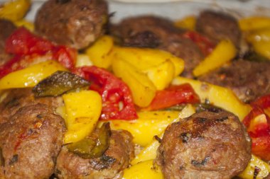 Köfte ve sebze izole etmek