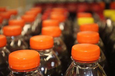 Plastik şişe izole