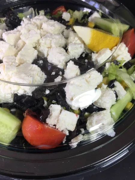 Kutusu peynirli salata — Stok fotoğraf