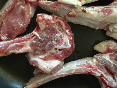 kırmızı et piyasası arka plan birimi üzerinde izole