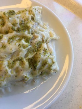 fındık arka plan ünitesi ile doldurulmuş pirinç gofret izole