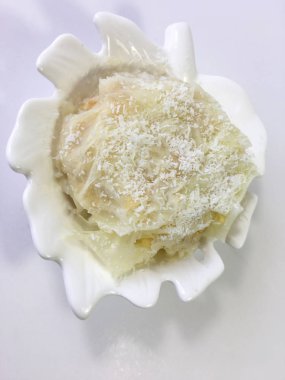 fındık arka plan ünitesi ile doldurulmuş pirinç gofret izole