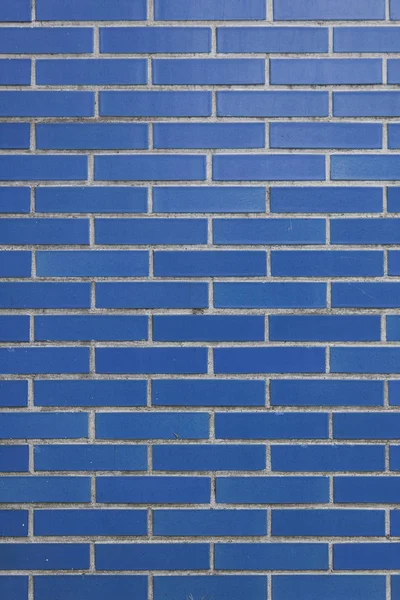 Parte da parede de alvenaria construída de tijolos azuis — Fotografia de Stock