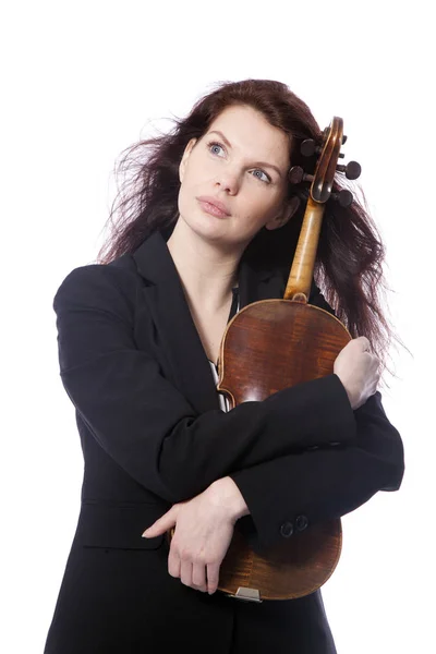 클래식 슈트에 갈색 머리의 아름다움 스튜디오에서 바이올린을 보유 — 스톡 사진
