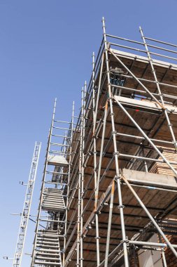 iskele üzerinde yeni konut tesiste nether mavi gökyüzü altında